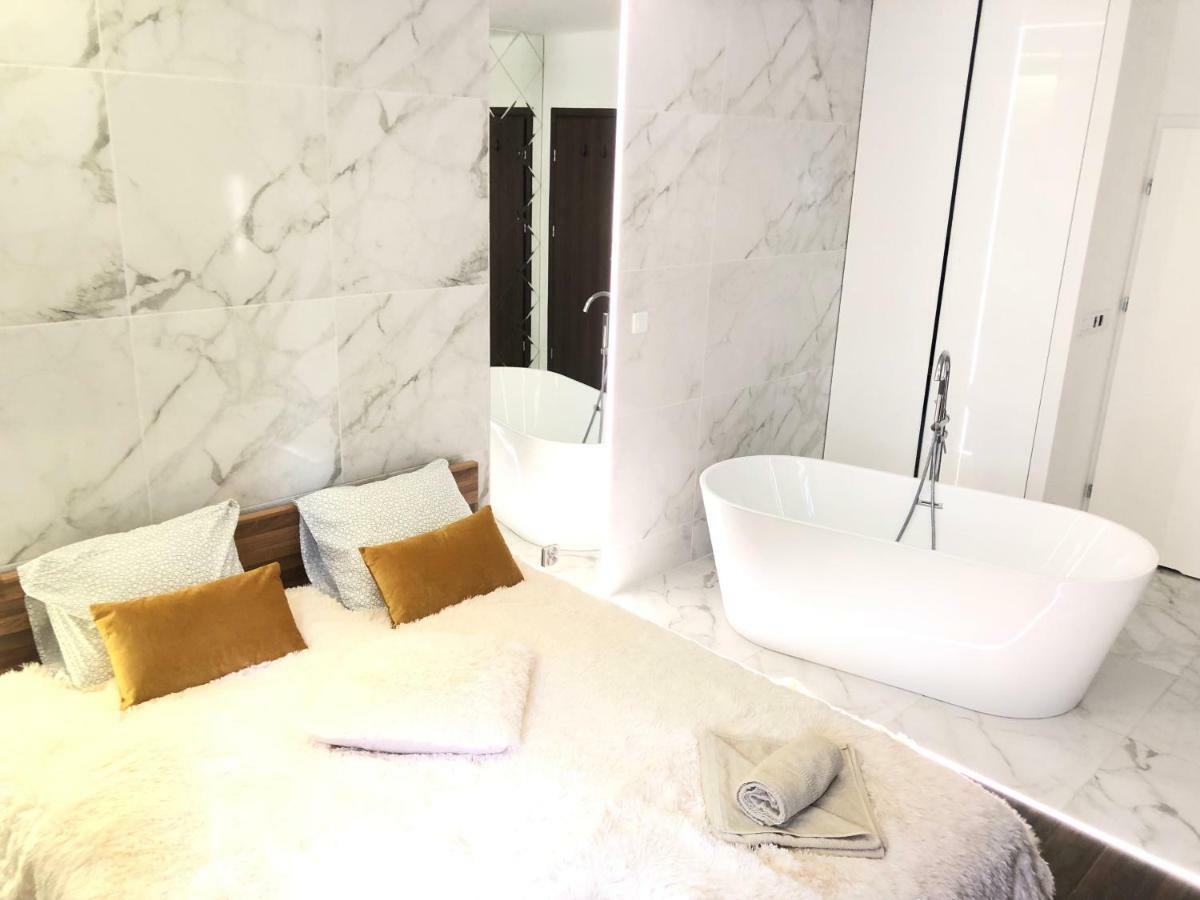 Yourapart Chmielna Park Exclusive Z Wanna Wolnostojaca Lub Jacuzzi 格但斯克 外观 照片