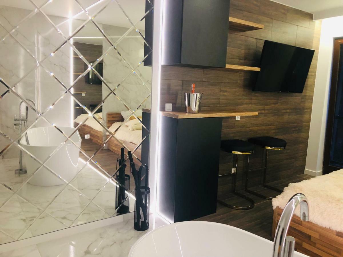 Yourapart Chmielna Park Exclusive Z Wanna Wolnostojaca Lub Jacuzzi 格但斯克 外观 照片